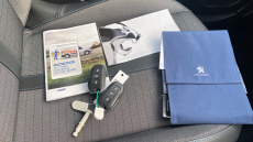 Peugeot 208 1.2 PureTech 100 Allure 5dr Petrol Hatchback